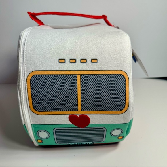 NWT. Disney Pluto Plush Vet Set is an 11-piece play set. Disney Junior - Picture 9 of 16